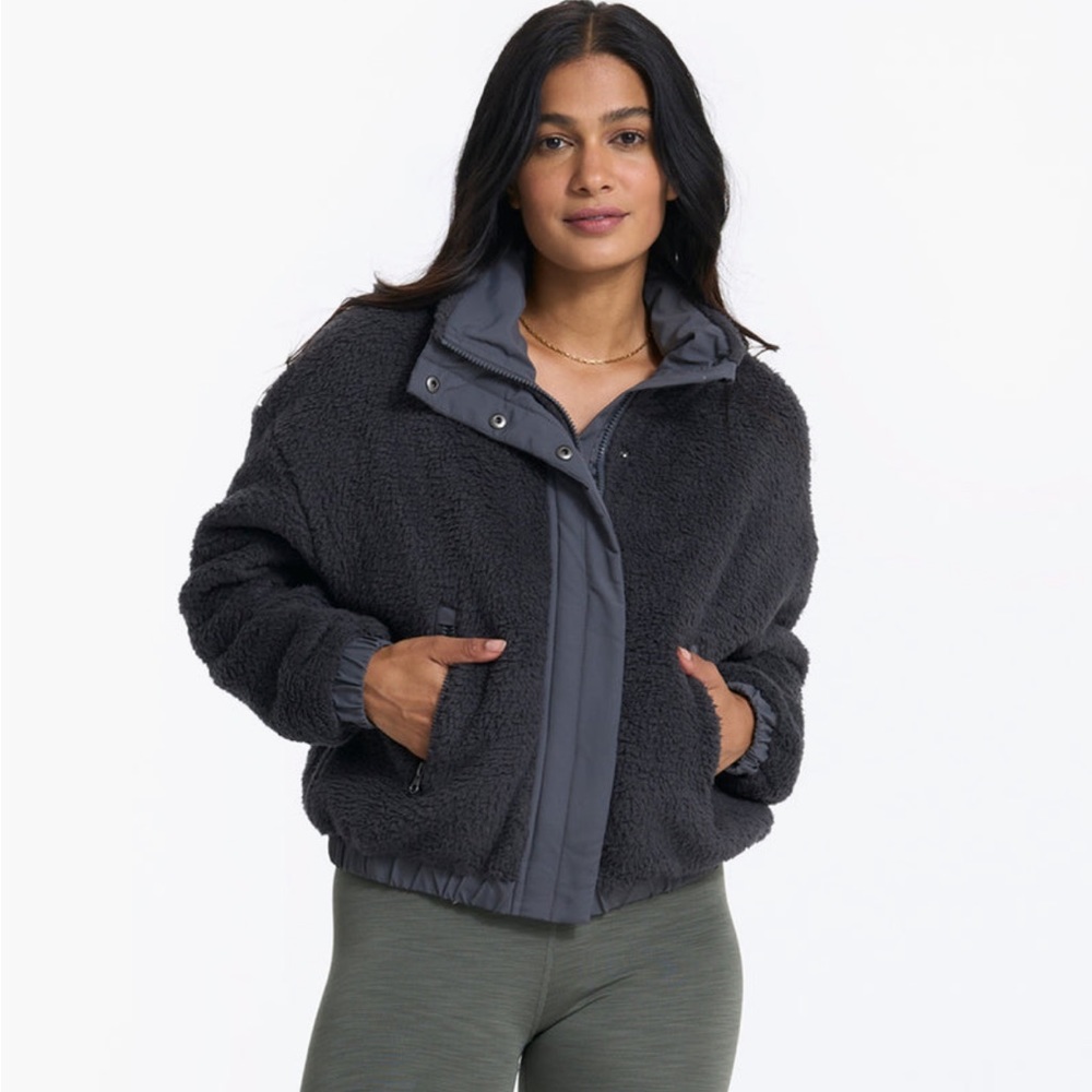 Vuori Cozy Sherpa jacket- L